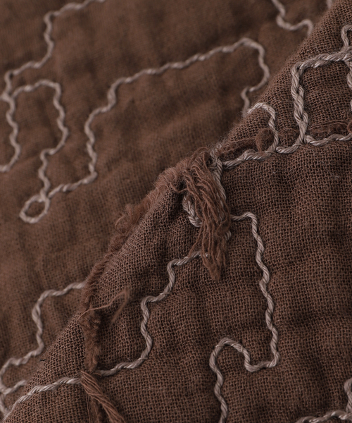 journal standard Furniture （ジャーナルスタンダードファニチャー）の「HORSE QUILTING THROW　ブランケット（ブランケット・レディース・アイボリー/ブラウン・FREE）」の13枚目の写真