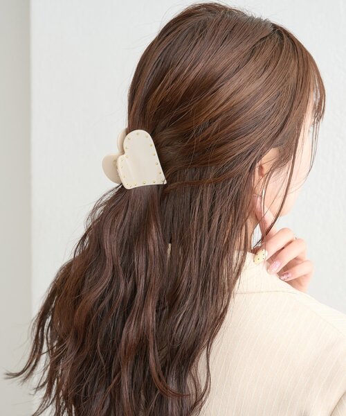 mystic(ミスティック)の「マーブルハートヘアクリップ(ブローチ/コサージュ・レディース・オフホワイト・ONE SIZE)」の4枚目の写真