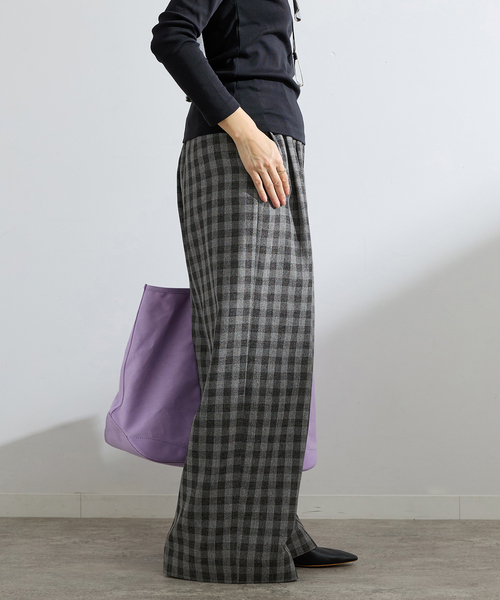 IENA（イエナ）の「ウォッシャブル ギンガムチェックイージーパンツ（その他パンツ・レディース・チャコールグレー・34/38/36）」の6枚目の写真
