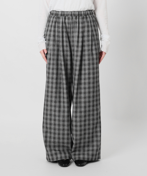 IENA（イエナ）の「ウォッシャブル ギンガムチェックイージーパンツ（その他パンツ・レディース・チャコールグレー・34/38/36）」の12枚目の写真