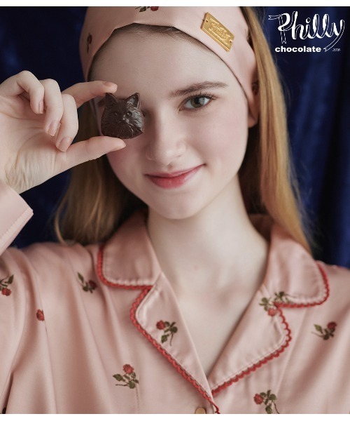 PEACH JOHN（ピーチジョン）の「肌側起毛プリントサテンシャツパジャマ