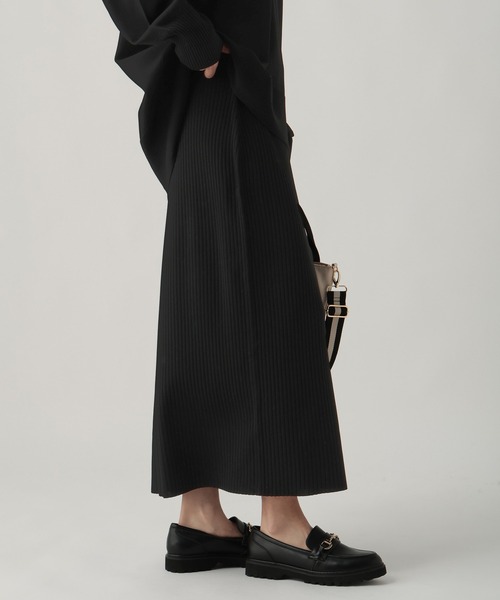 Elura（エルーラ）の「サラサラタッチナロースカート/643263（スカート・レディース・ホワイト/ブラウン/レッド/ブラック・MEDIUM/LARGE）」の19枚目の写真