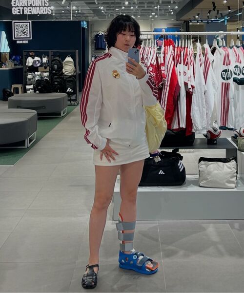MUSINSA STANDARD WOMAN（ムシンサスタンダードウーマン）の「ウィメンズケーブルクルーネック半袖ニット[クリーム]（ニット/セーター・レディース・その他・LARGE/MEDIUM/SMALL/X-SMALL）」の2枚目の写真