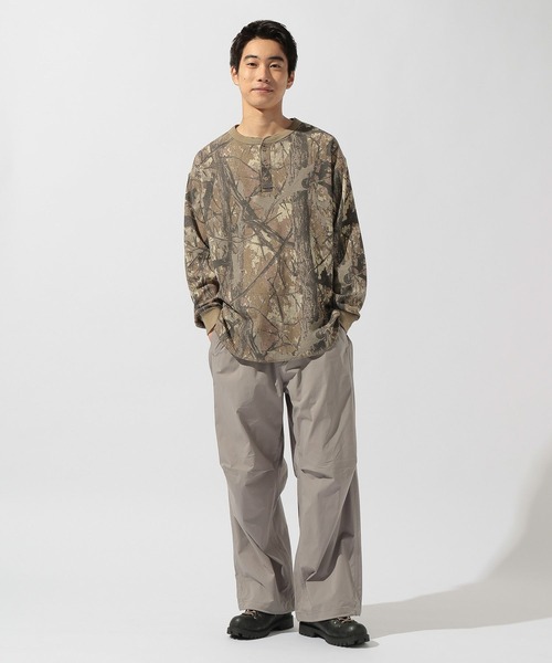 niko and...（ニコアンド）の「ワッフルヘンリーネックプルオーバー（Tシャツ/カットソー・メンズ・その他1/オフホワイト/ブラック・MEDIUM/LARGE）」の10枚目の写真