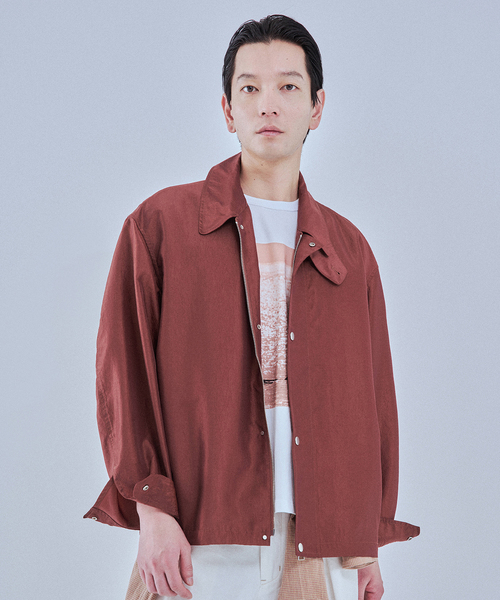 EDIFICE（エディフィス）の「ライト シャンブレー ショート ブルゾン（その他アウター・メンズ・ホワイト/ブラウン/ブラック/ベージュ・MEDIUM/LARGE）」の5枚目の写真