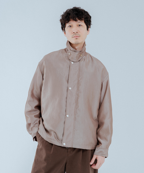 EDIFICE（エディフィス）の「ライト シャンブレー ショート ブルゾン（その他アウター・メンズ・ホワイト/ブラウン/ブラック/ベージュ・MEDIUM/LARGE）」の10枚目の写真