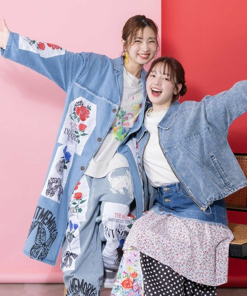 ScoLar（スカラー）の「ScoLar(スカラー) アップリケ×刺繍デニムorツイルロングコート（チェスターコート・レディース・ベージュ/ブルー・MEDIUM）」の10枚目の写真