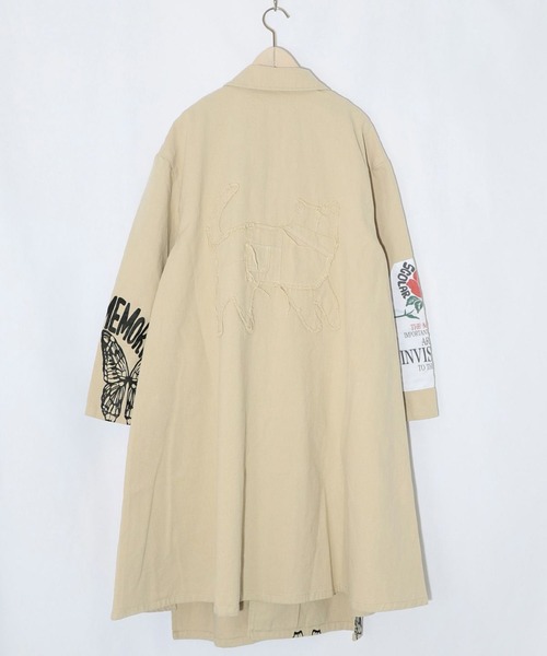 ScoLar（スカラー）の「ScoLar(スカラー) アップリケ×刺繍デニムorツイルロングコート（チェスターコート・レディース・ベージュ/ブルー・MEDIUM）」の20枚目の写真