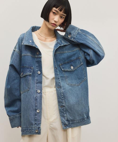 ADAM ET ROPE'（アダムエロペ）の「【WEB限定】スタンドネックデニムジャケット（デニムジャケット・レディース・サックスブルー/ブルー・FREE）」の2枚目の写真