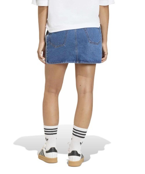 adidas(アディダス)の「adidas originals 3 Stripes Denim Skirt(アディダスオリジナルス スリーストライプス スカート デニム)(デニムスカート・レディース・ブルー系・SMALL/MEDIUM/LARGE)」の3枚目の写真