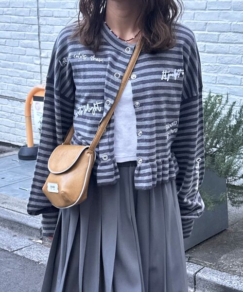 メッセージ刺繡ロゴフリルニットカーディガン（カーディガン/ボレロ