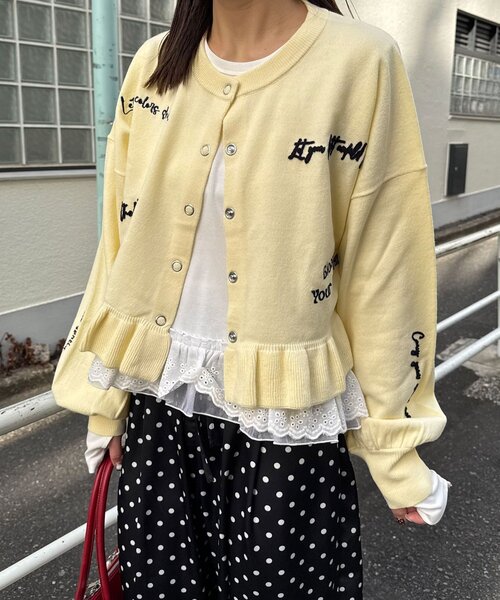 CIAOPANIC(チャオパニック)の「メッセージ刺繡配色ロゴフリルニットカーディガン(カーディガン/ボレロ・レディース・グレー/チャコールグレー/イエロー/ネイビー/ミント/ピンク・ONE SIZE)」の10枚目の写真