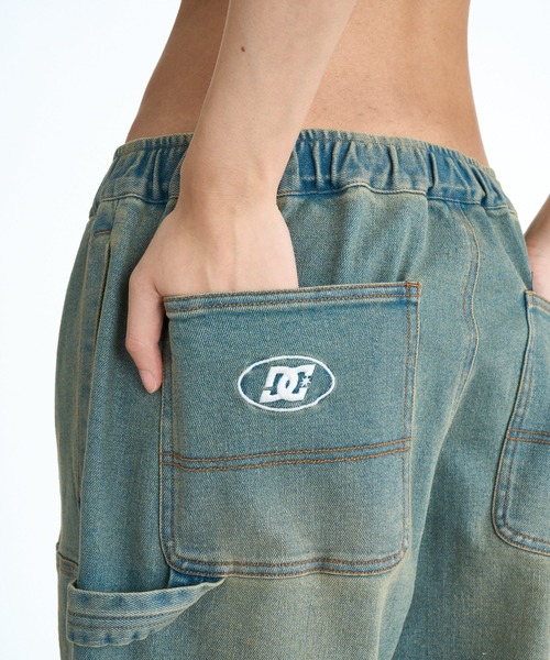 DC SHOES(ディーシーシューズ)の「DC SHOES ウィメンズ 26 WS SUPERWIDE BAGG デニム ダブルニーパンツ 【2026年春夏モデル】/ウエストゴムドローコード付きペインターパンツ(その他パンツ・レディース・ライトインディゴブルー/ブラック系その他・SMALL/MEDIUM)」の13枚目の写真