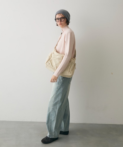 full/fill.(フルフィル)の「out pocket square shoulder bag / アウトポケットスクエアショルダーバッグ(ショルダーバッグ・レディース・アイボリー/ブラック・FREE)」の17枚目の写真