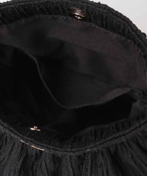 tiny tiny（ティニーティニー）の「フリルミニショルダーバッグ[tiny tiny(ティニーティニー)]（ショルダーバッグ・レディース・チャコール/ホワイト・0）」の5枚目の写真