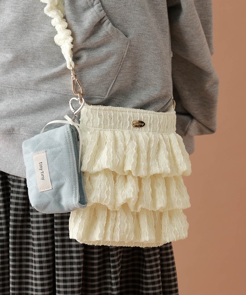 tiny tiny（ティニーティニー）の「フリルミニショルダーバッグ[tiny tiny(ティニーティニー)]（ショルダーバッグ・レディース・チャコール/ホワイト・0）」の16枚目の写真
