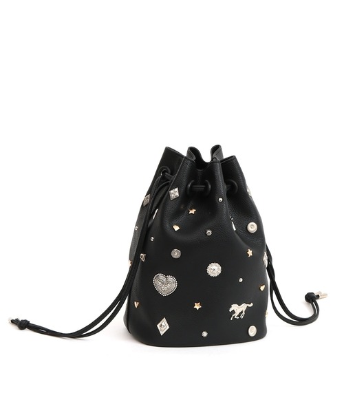 kakatoo（カカトゥ）の「カカトゥ kakatoo / WEB限定ビジューミックスチャーム ドロストバッグ（ショルダーバッグ・レディース・ブラック/ゴールド/アイボリー・FREE）」の11枚目の写真