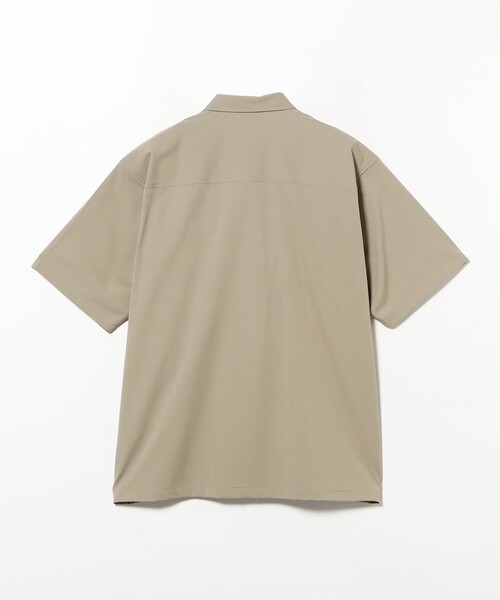 BEAMS(ビームス)の「テック シャツ【ワイドフィット】(シャツ/ブラウス・メンズ・ブラック/ベージュ・L/M/S/XL)」の6枚目の写真