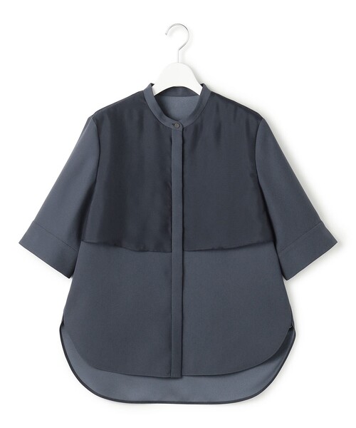 ICB(アイシービー)の「【WEB限定カラーあり】 FluidBackSatin バンドカラーシャツ(シャツ/ブラウス・レディース・ライトイエロー系/サックスブルー系/ネイビー系/ブラック系/グレー系・46/44/42/40/48)」の20枚目の写真