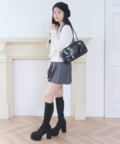 WEGO（ウィゴー）の「WEGO/スタッズハートチャーム付きハトメボストン（ハンドバッグ・レディース・ブラック/ホワイト/レッド・FREE）」の5枚目の写真