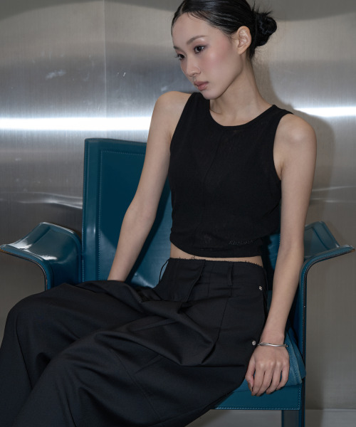 ZIZEMUSEUM(ジゼミュージアム)の「WAIST DETAIL TWO-TUCK WIDE SLACKS (BLACK)(スラックス・レディース・その他・SMALL/MEDIUM/LARGE)」の2枚目の写真