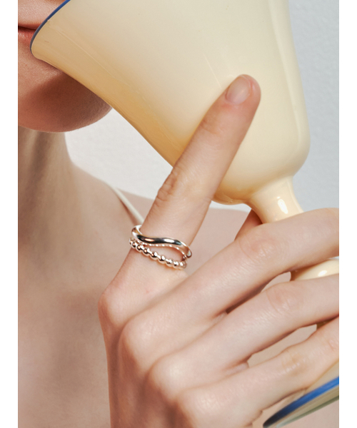 HEI(ヘイ)の「cool two lines ring(リング・レディース・その他・FREE)」の3枚目の写真