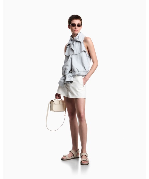 EMPORIO ARMANI(エンポリオアルマーニ)の「【エンポリオ アルマーニ】2-in-1ブルゾン 起毛ナイロン(ブルゾン・レディース・アクア・38)」の4枚目の写真