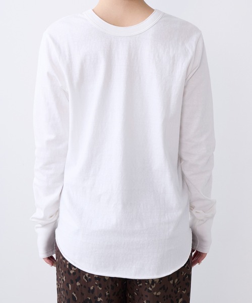 AMERICANA（アメリカーナ）の「【AMERICANA】別注-前後2WAYヘンリーネックロングTシャツ（Tシャツ/カットソー・レディース・ベージュ/ホワイト・FREE）」の17枚目の写真