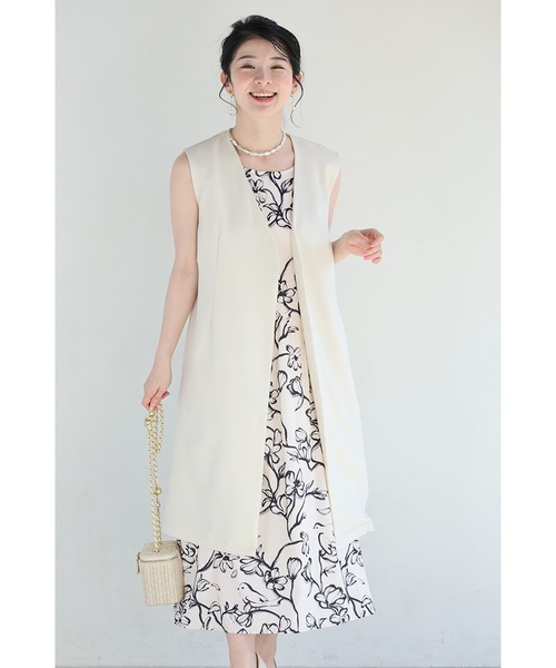 cawaii(カワイイ)の「マンネリ解消!いつものコーデが変わるジレ(ベスト・レディース・アイボリー/グレイッシュベージュ・S~M/L~LL)」の1枚目の写真