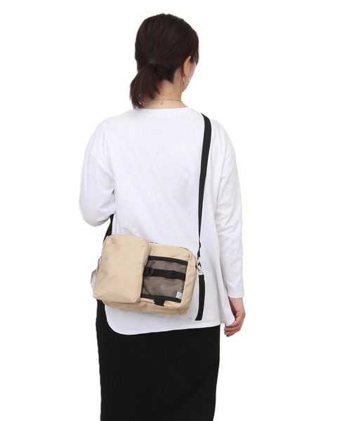 BACKYARD FAMILY(バックヤードファミリー)の「propellerheads OSAMPO BAG ポリショルダーバッグ(ショルダーバッグ・レディース・ライトグリーン/ベージュ/カーキ・FREE)」の6枚目の写真