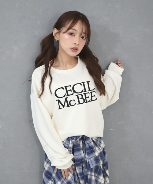 CECIL McBEE（セシルマクビー）の「刺繍ロゴクルーネックプルオーバー（スウェット・レディース・アイボリー/ブラック・LARGE/MEDIUM）」の11枚目の写真