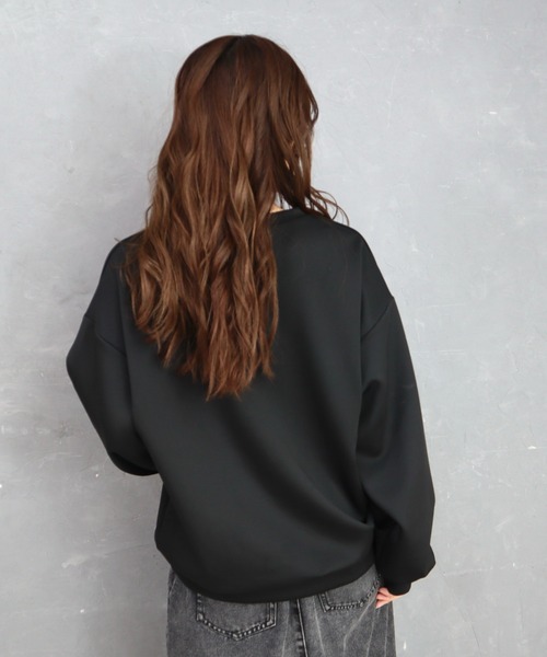 CECIL McBEE（セシルマクビー）の「刺繍ロゴクルーネックプルオーバー（スウェット・レディース・アイボリー/ブラック・LARGE/MEDIUM）」の6枚目の写真