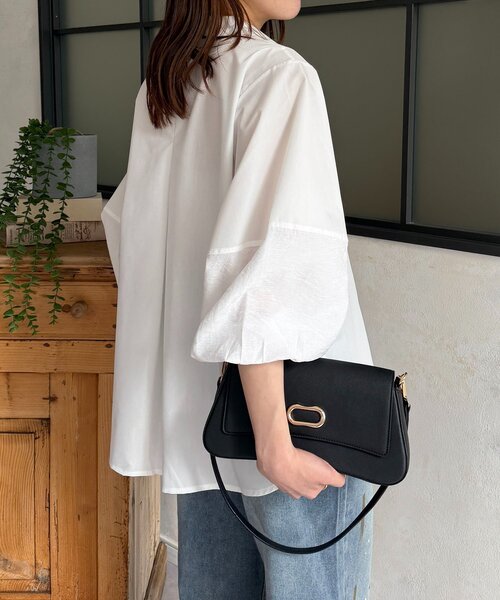 Thevon(ゼボン)の「袖切替ボリュームシャツ(シャツ/ブラウス・レディース・オフホワイト/ブラック/サックスブルー/ホワイト系その他・FREE)」の8枚目の写真