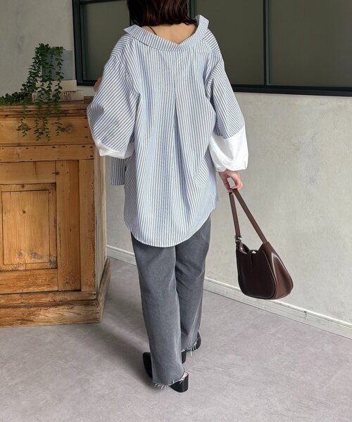 Thevon(ゼボン)の「袖切替ボリュームシャツ(シャツ/ブラウス・レディース・オフホワイト/ブラック/サックスブルー/ホワイト系その他・FREE)」の19枚目の写真