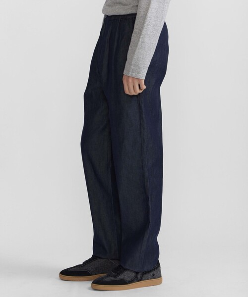 agnes b.（アニエスベー）の「メンズ デニム シャンブレー ストレート パンツ "Julen"（その他パンツ・メンズ・ネイビー・38/36）」の3枚目の写真