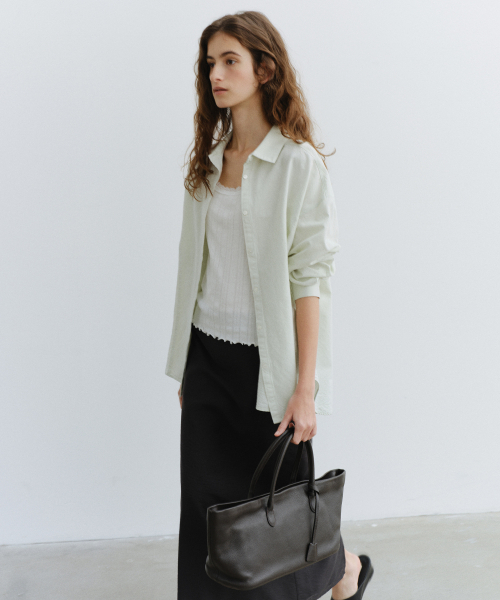 URAGO(ユラーゴ)の「Cotton crease line shirt(シャツ/ブラウス・レディース・スカイブルー/ミント/ホワイト・FREE)」の5枚目の写真