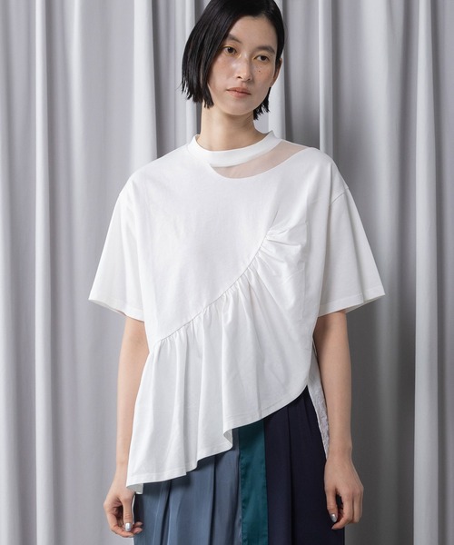 MARECHAL TERRE（マルシャルテル）の「フリルデザイントップス（Tシャツ/カットソー・レディース・ホワイト系その他/ブラック/ブラック系その他/オフホワイト・MEDIUM）」の2枚目の写真