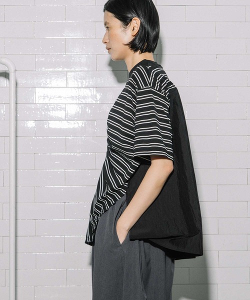 MARECHAL TERRE（マルシャルテル）の「フリルデザイントップス（Tシャツ/カットソー・レディース・ホワイト系その他/ブラック/ブラック系その他/オフホワイト・MEDIUM）」の12枚目の写真