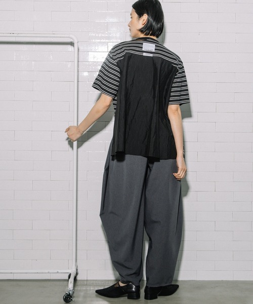 MARECHAL TERRE（マルシャルテル）の「フリルデザイントップス（Tシャツ/カットソー・レディース・ホワイト系その他/ブラック/ブラック系その他/オフホワイト・MEDIUM）」の14枚目の写真