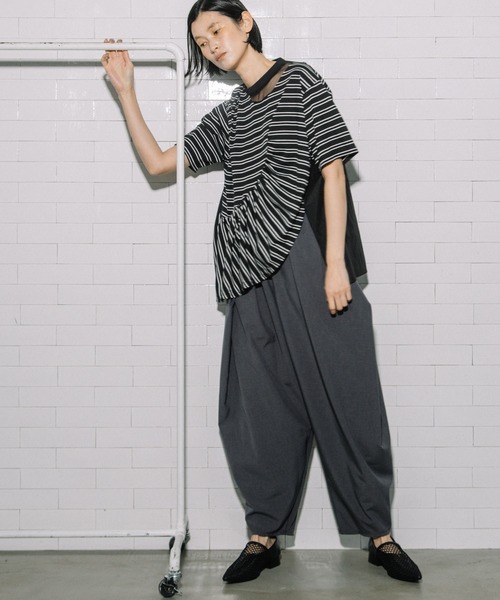 MARECHAL TERRE（マルシャルテル）の「フリルデザイントップス（Tシャツ/カットソー・レディース・ホワイト系その他/ブラック/ブラック系その他/オフホワイト・MEDIUM）」の16枚目の写真