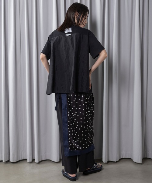 MARECHAL TERRE（マルシャルテル）の「フリルデザイントップス（Tシャツ/カットソー・レディース・ホワイト系その他/ブラック/ブラック系その他/オフホワイト・MEDIUM）」の19枚目の写真