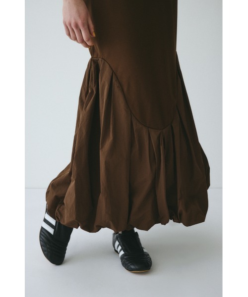 HeRIN.CYE(ヘリンドットサイ)の「Round switching skirt ラウンドスイッチングスカート(スカート・レディース・ブラウン/ブルー系その他3/ブラック・FREE)」の17枚目の写真