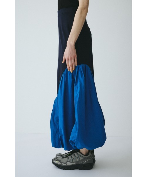 HeRIN.CYE(ヘリンドットサイ)の「Round switching skirt ラウンドスイッチングスカート(スカート・レディース・ブラウン/ブルー系その他3/ブラック・FREE)」の21枚目の写真