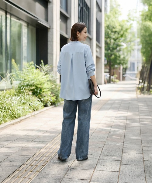 STYLE DELI（スタイルデリ）の「レイヤード用バンドキーネックシャツ（シャツ/ブラウス・レディース・サックスブルー/ホワイト・FREE）」の6枚目の写真