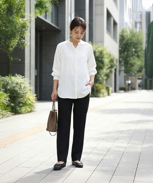 STYLE DELI（スタイルデリ）の「レイヤード用バンドキーネックシャツ（シャツ/ブラウス・レディース・サックスブルー/ホワイト・FREE）」の7枚目の写真