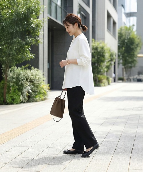 STYLE DELI（スタイルデリ）の「レイヤード用バンドキーネックシャツ（シャツ/ブラウス・レディース・サックスブルー/ホワイト・FREE）」の10枚目の写真