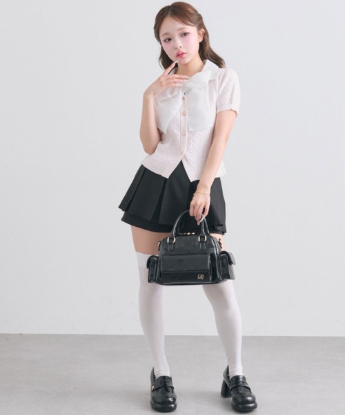 OLIVE des OLIVE（オリーブデオリーブ）の「ボウタイシャツレイヤード風ニット（ニット/セーター・レディース・トップグレー/ブルー/ブラック/ピンク・FREE）」の7枚目の写真