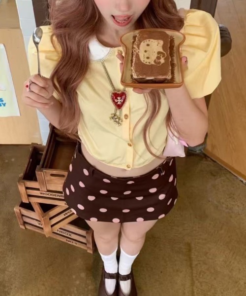 Sibra(シブラ)の「ドット柄ミニスカート(スカート・レディース・ブラウン/ホワイト・M)」の9枚目の写真
