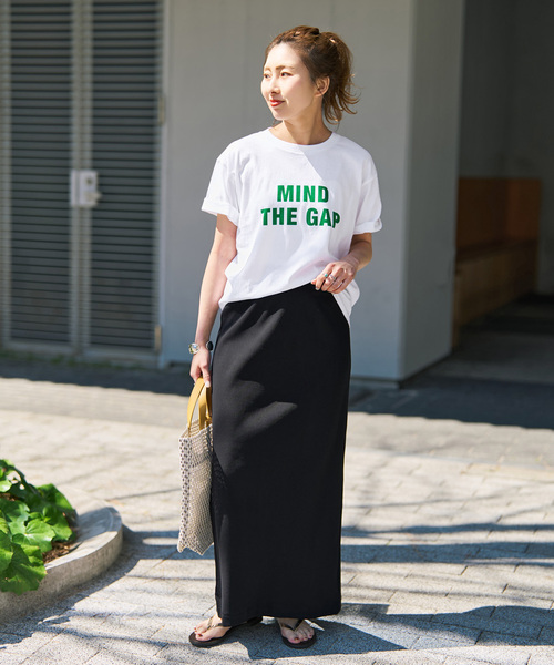 Spick & Span(スピックアンドスパン)の「バックフォトプリントT(Tシャツ/カットソー・レディース・ブルー/レッド/グリーン・FREE)」の11枚目の写真