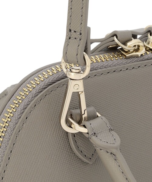 TOCCA(トッカ)の「LE SOMMET MINI BUGATTI BAG レザーバッグ(ハンドバッグ・レディース・ベージュ系/レッド系/ブラック系/アイボリー系・F)」の5枚目の写真